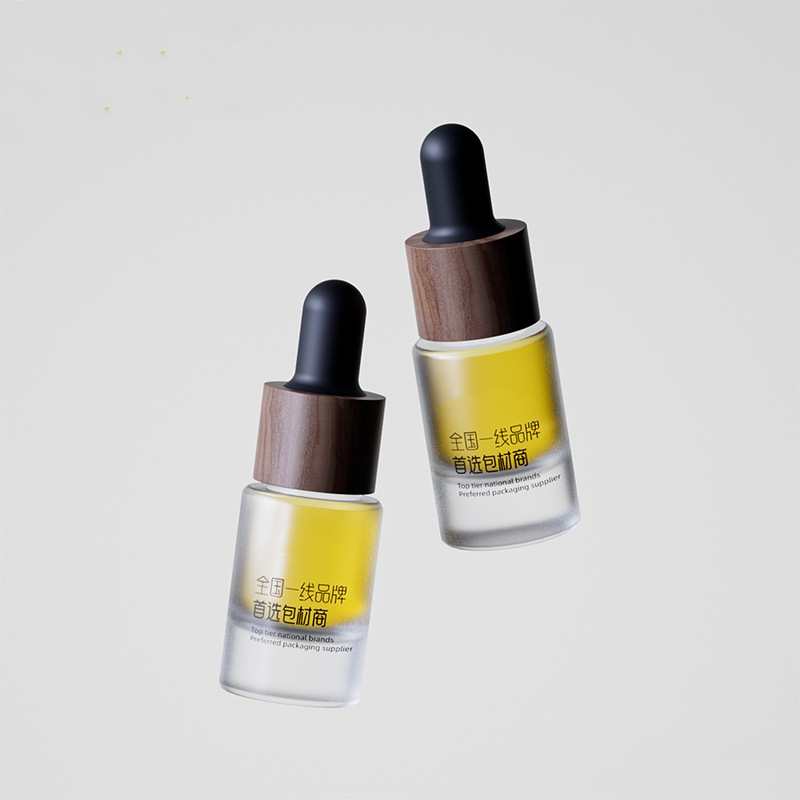 Kis üveg illóolajos palackok fém vagy fa cseppentővel Kis üveg illóolajos palackok fém vagy fa cseppentővel