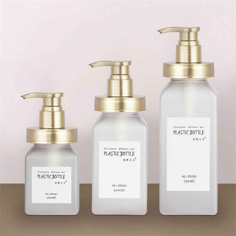 300 ml 500 ml 700 ml luxus kozmetikai csomagolás fagyos puha felületű, érintéssel kinyomható testápoló mosó samponos palackok aranyrózsa pumpával 300 ml 500 ml 700 ml luxus kozmetikai csomagolás fagyos puha felületű, érintéssel kinyomható testápoló mosó samponos palackok aranyrózsa pumpával