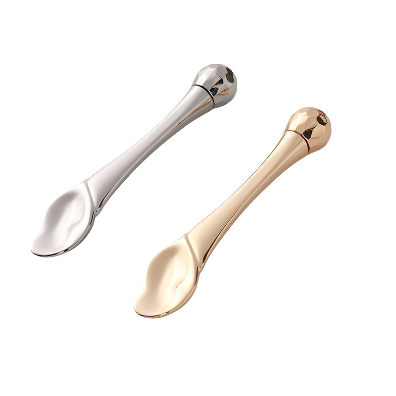 Eye Roller Massage Stick Eye Cream Applikátor Kozmetikai spatulák Ránctalanító Arc Kanál Arany Ötvözet Arcápoló eszköz Eye Roller Massage Stick Eye Cream Applikátor Kozmetikai spatulák Ránctalanító Arc Kanál Arany Ötvözet Arcápoló eszköz